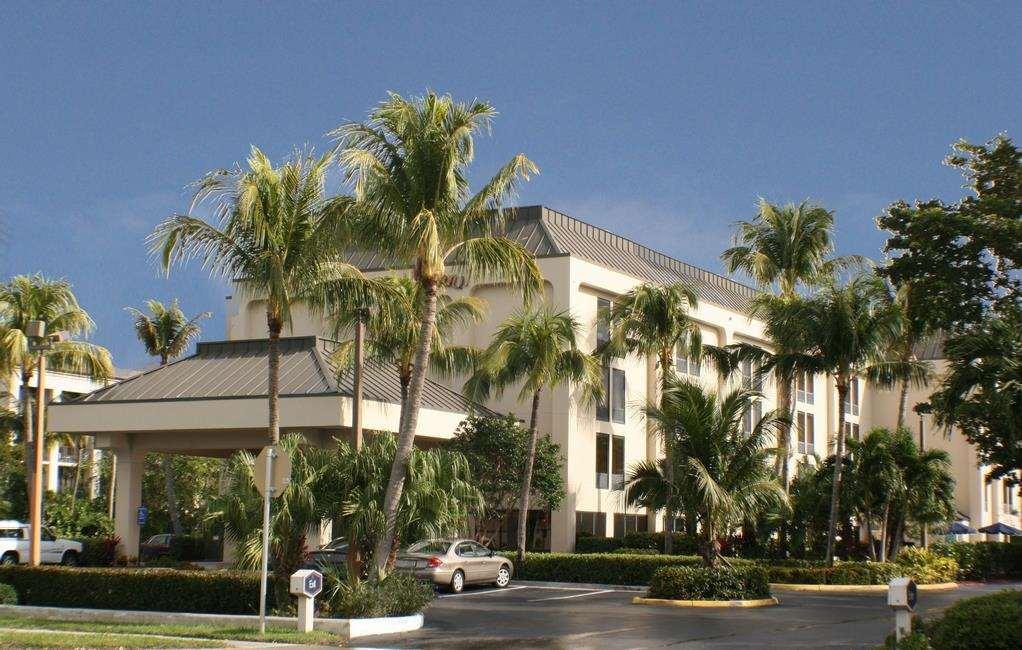 Hampton Inn Naples-Central מראה חיצוני תמונה